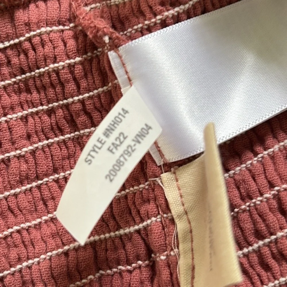 Madewell Julianne Lightspun Smocked Waist Cropped Top in Vintage Quartz - S